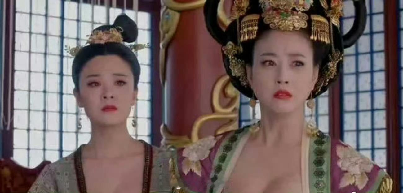 据说当时武媚娘传奇播到一半，被拉回去要求整改..... ​​​