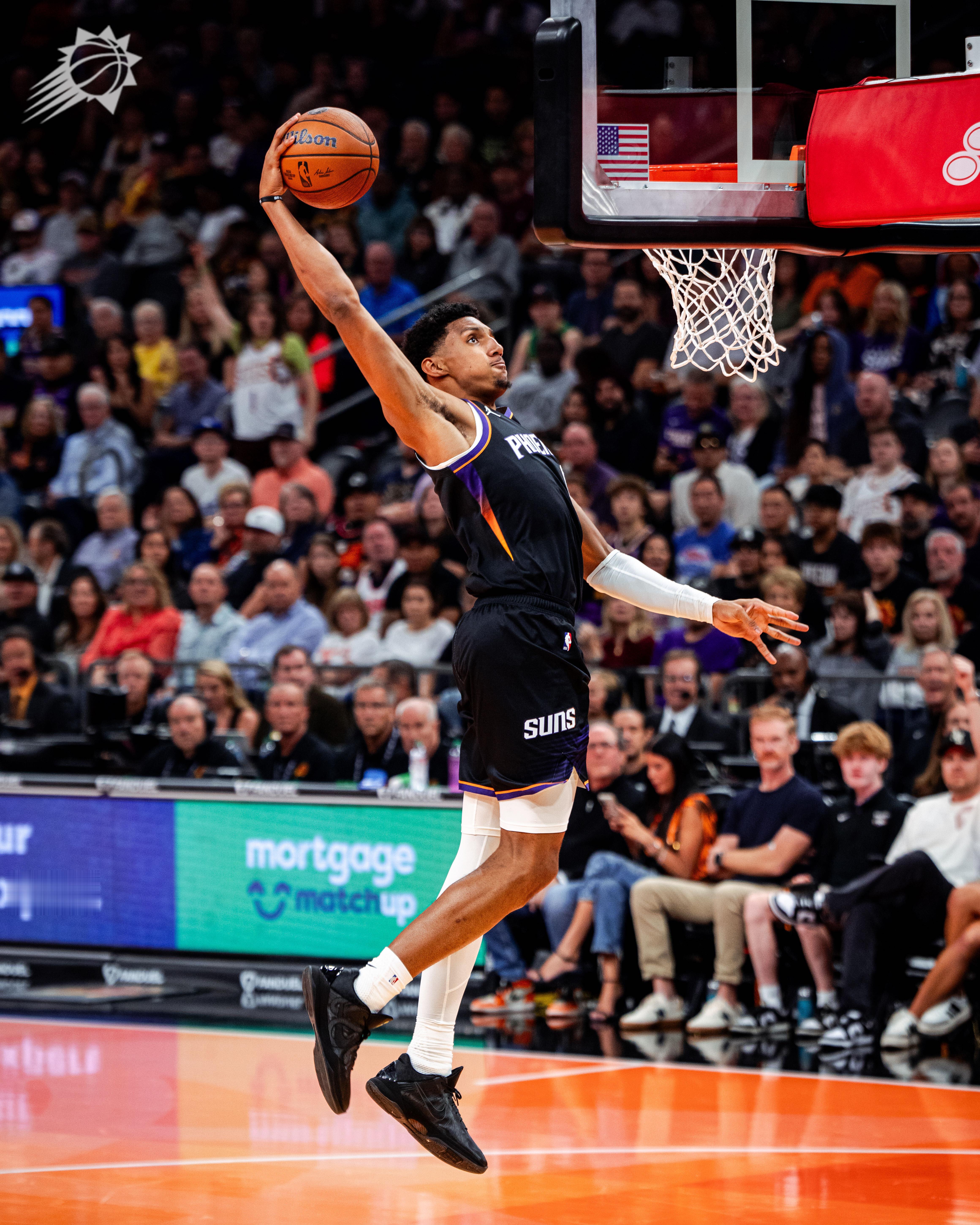 这年轻人！邓恩滑翔劈扣！🪽 ​​​​菲尼克斯太阳[超话] ｜旭日东升 ｜爵士v