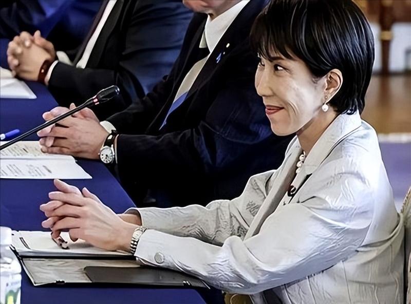 日本把用了十年的“最重要的双边关系之一”改成“一个重要邻国”，说白了就是心里不平