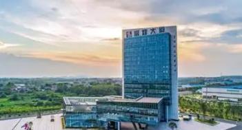 一家年营收一度超过40亿元的上市公司，最终被一笔620万元的运输费“踹”进了破产