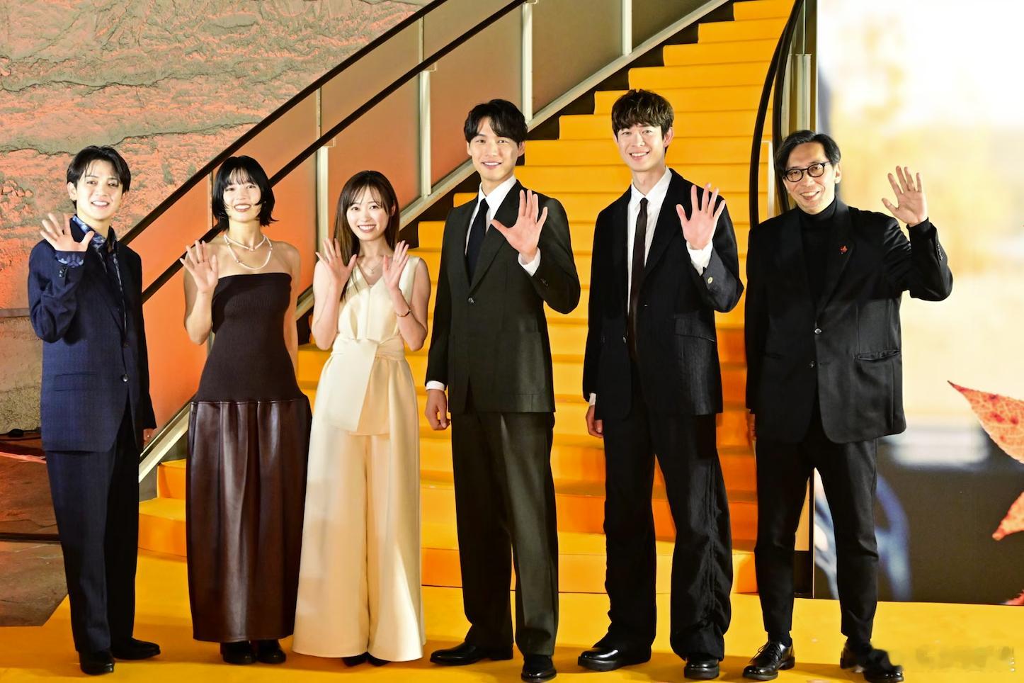 电影《枫》日本首映礼于11月13日举行，福士苍汰、福原遥、宫泽冰鱼、石井杏奈、宫