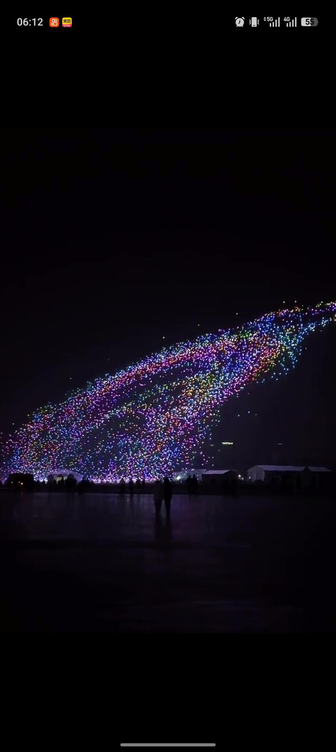 合肥那场两万架无人机表演，简直绝了！两万架无人机同时升空，在夜空中组成各种绚丽图