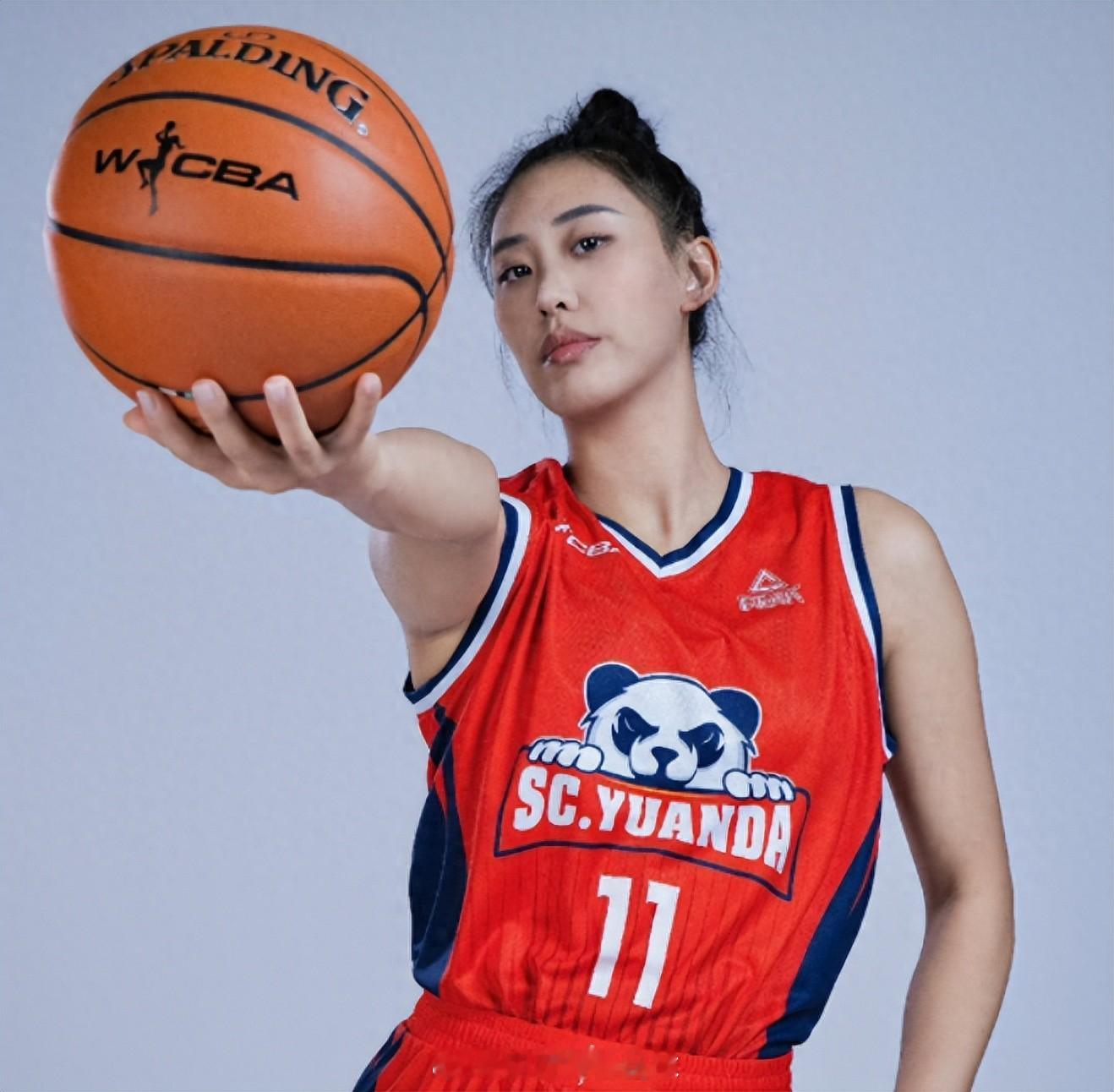 WCBA新赛季首轮上演多场爆冷：北京66-73新疆，武桐桐 14 分 14 助攻