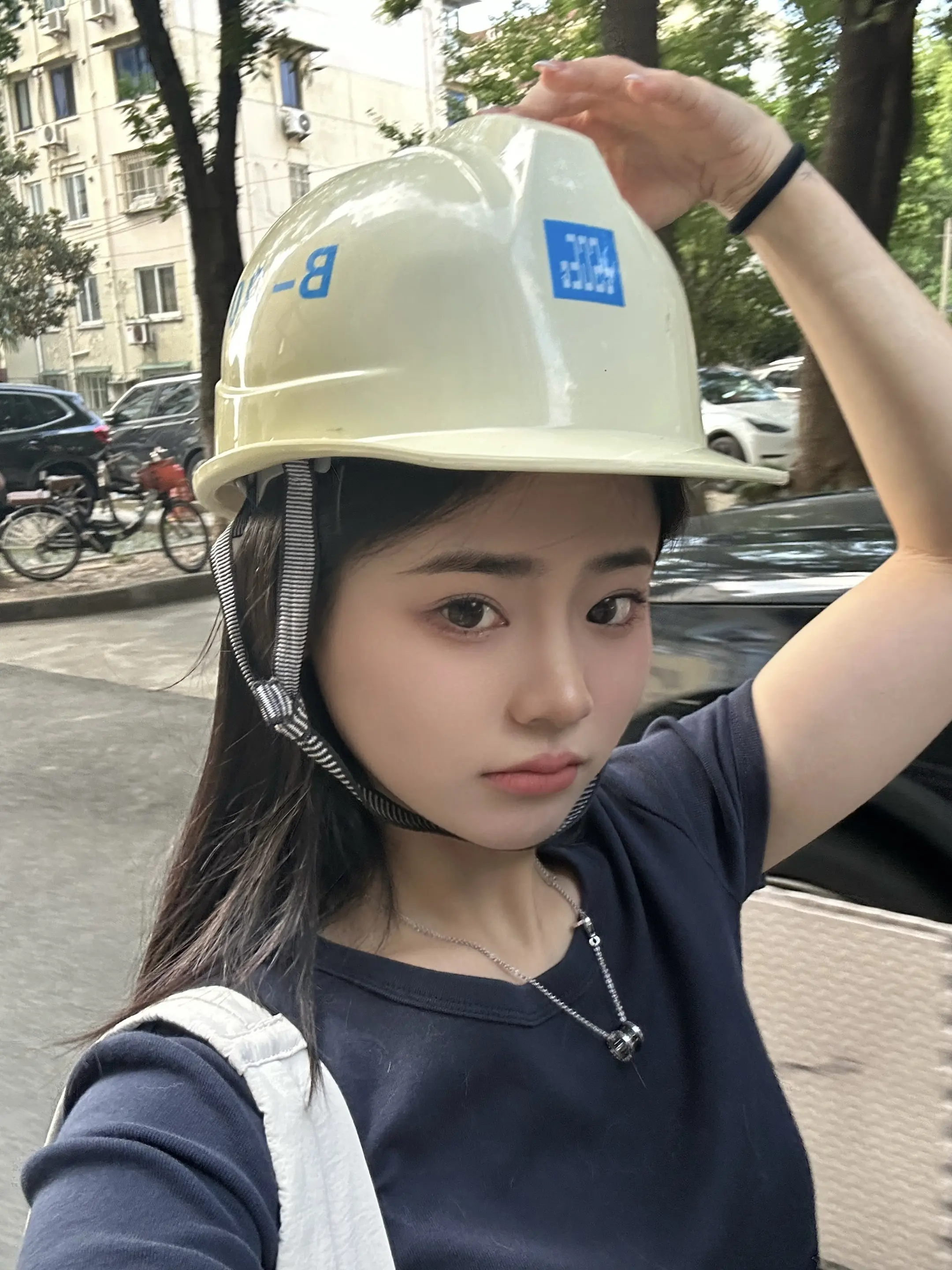 你好 我上工地上班去啦