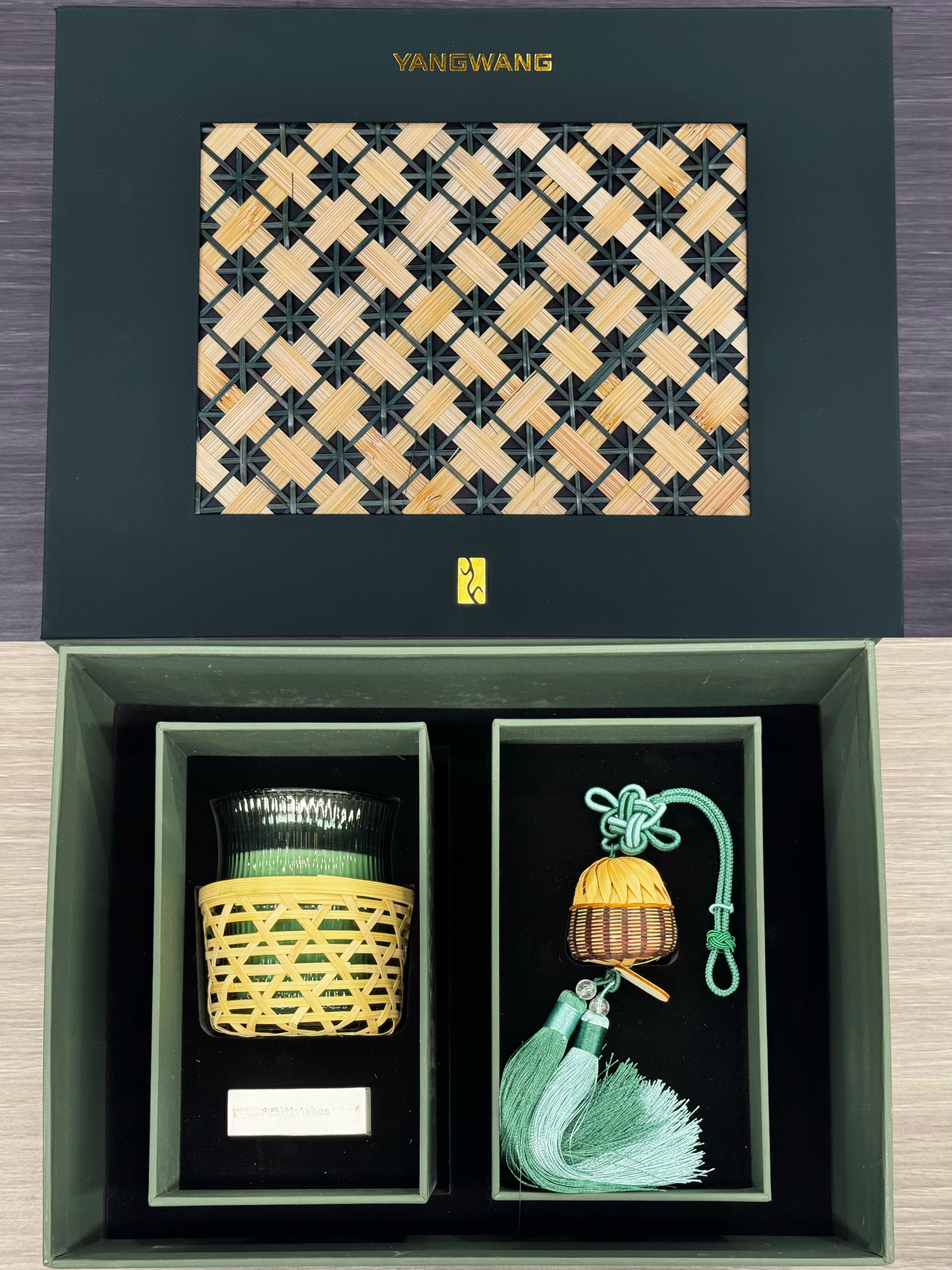 马上过节了给大家抽个香薰礼盒，提前祝各位端午安康~【铁粉及以上+点赞即可】，明天