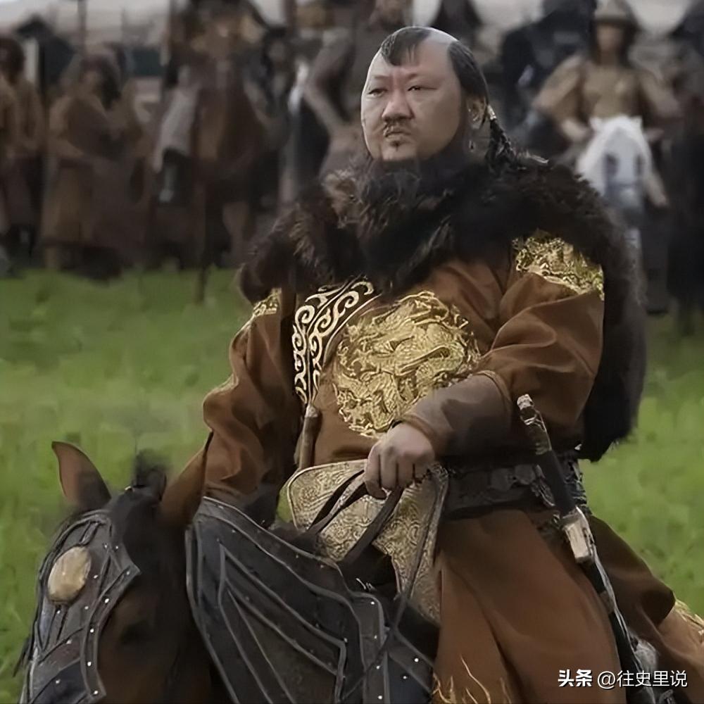 走在乌兰巴托的街头你会发现，墙上刷着“中国人滚出去”的红色标语，酒吧里年轻人喊着