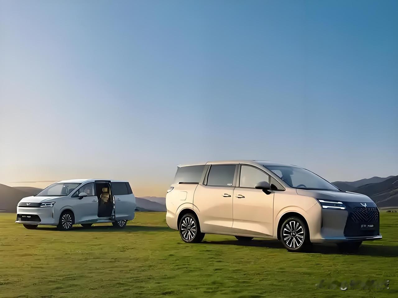 五菱带着新“神车”来了！星光730于10月15日正式开启预售，7.68万起的价格