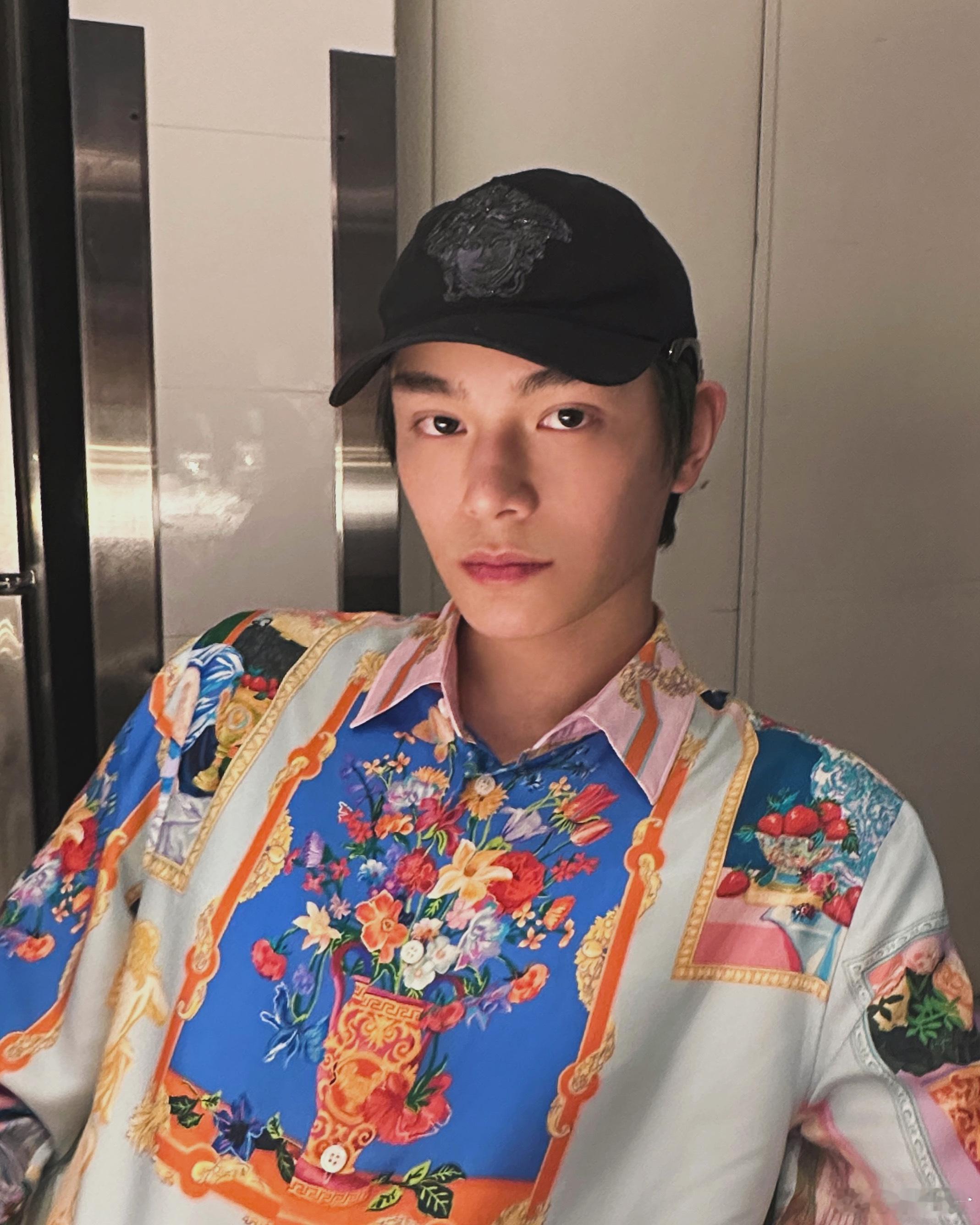 晚安丁舟杰 五月快乐 ​​​