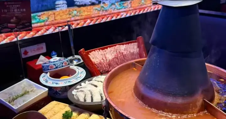 主打老北京风味！海底捞旗下副牌“捞宝街”全国首店正式开业