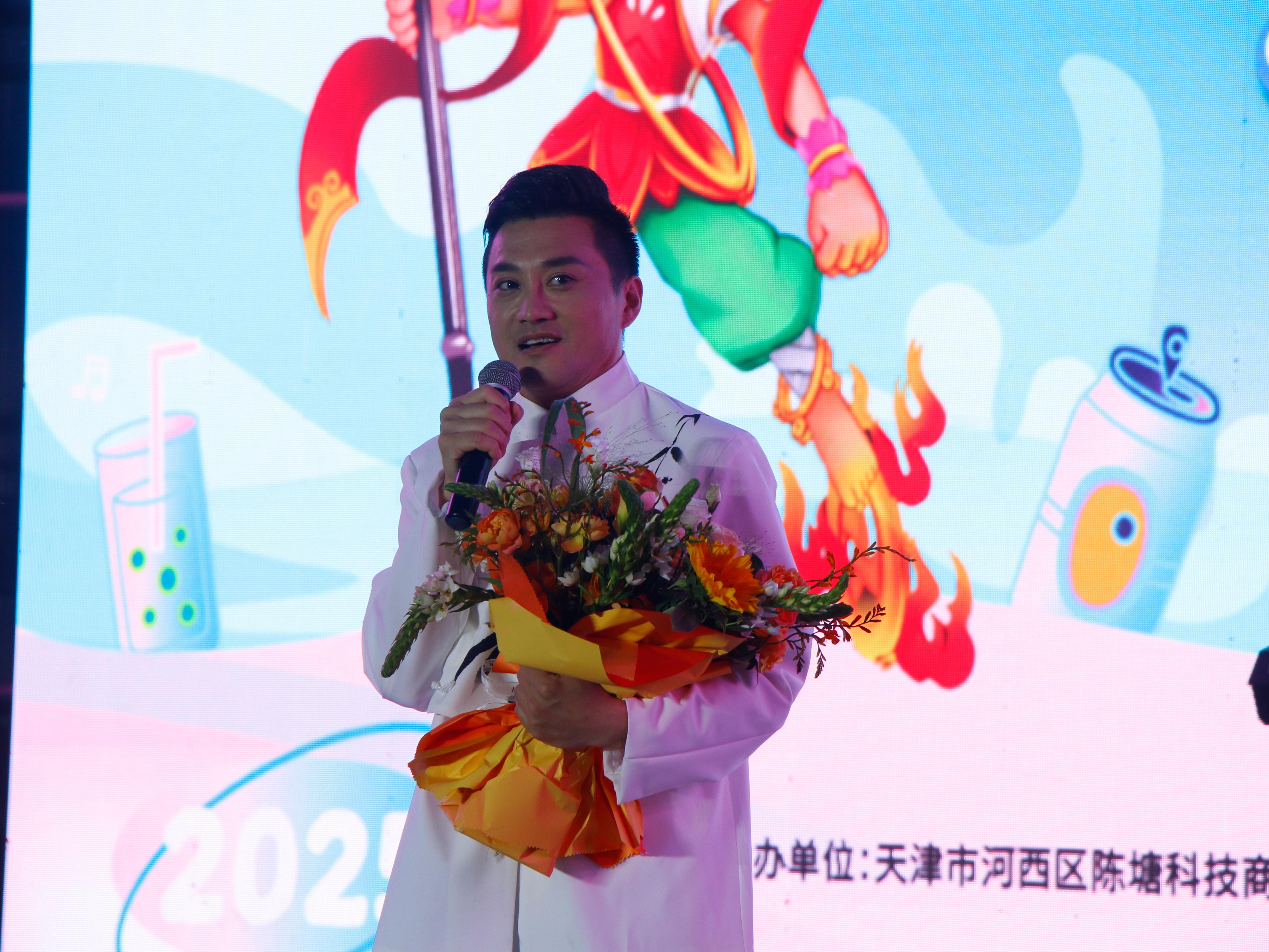 津南二哥新歌现场版首唱太燃了 家人们，谁懂啊，津南二哥新歌现场版首场真的是太燃啦