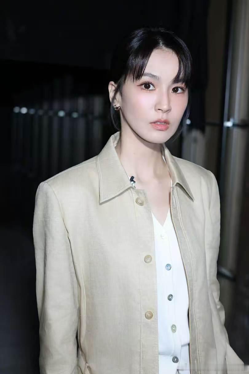 跟着曾沛慈的声音感受长沙烟火气乘风2026 曾沛慈朗读《长沙好风日》选段，因乘风