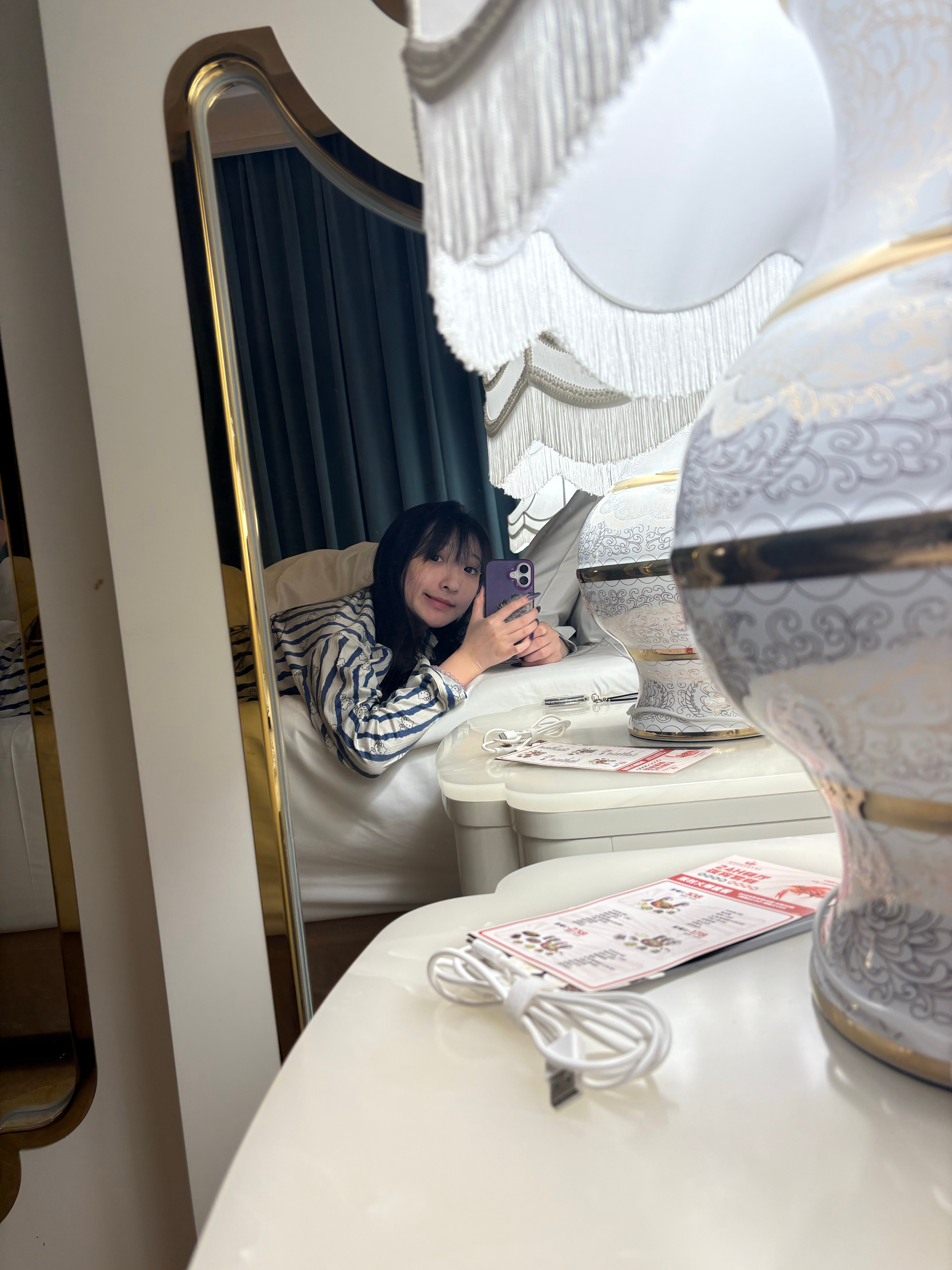 我就是我，就算全世界都错了，我也不会错。别拿你的道德底线，三观正义来定义我，我就
