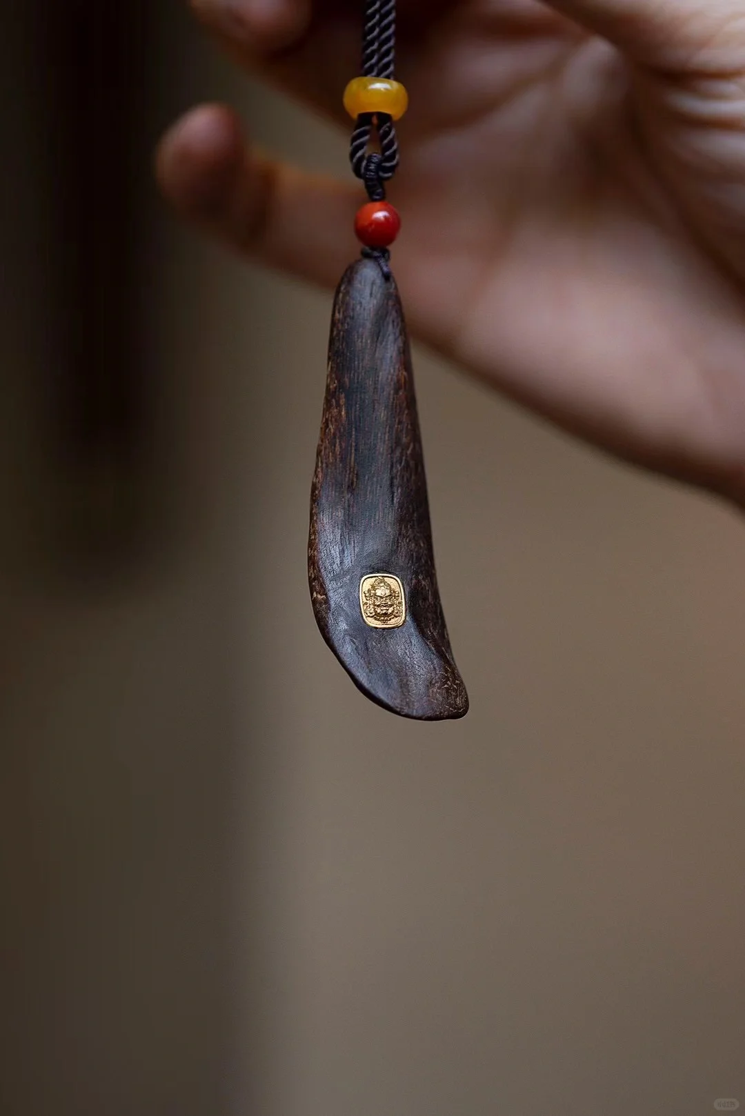 很有意思的小配饰，沉香黄财神非常招💰好运