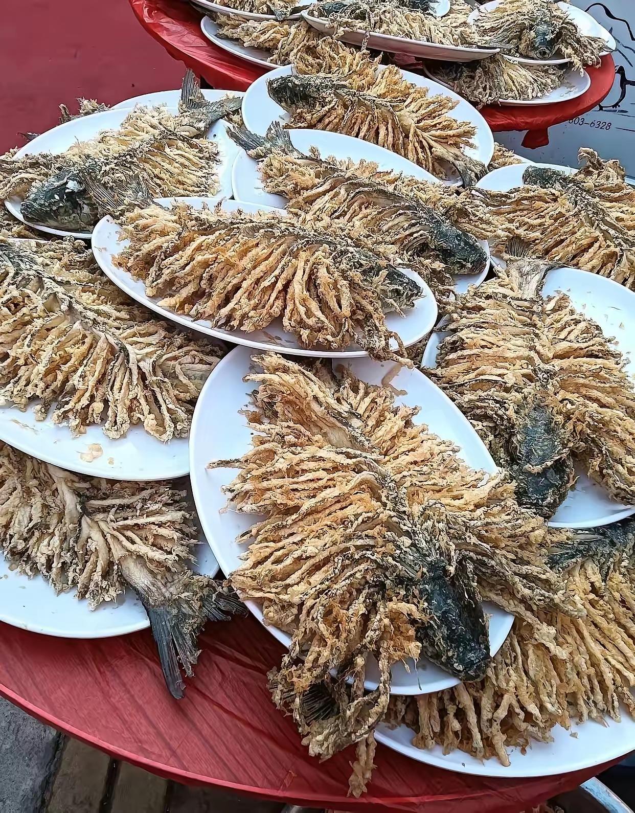 看这鱼的做法应该是哪里的特色菜吧