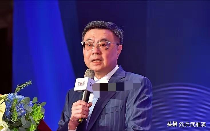 卓荣泰作出回应。

台湾那个叫卓荣泰的官员，7月1号那天急眼了。为啥？因为大陆开