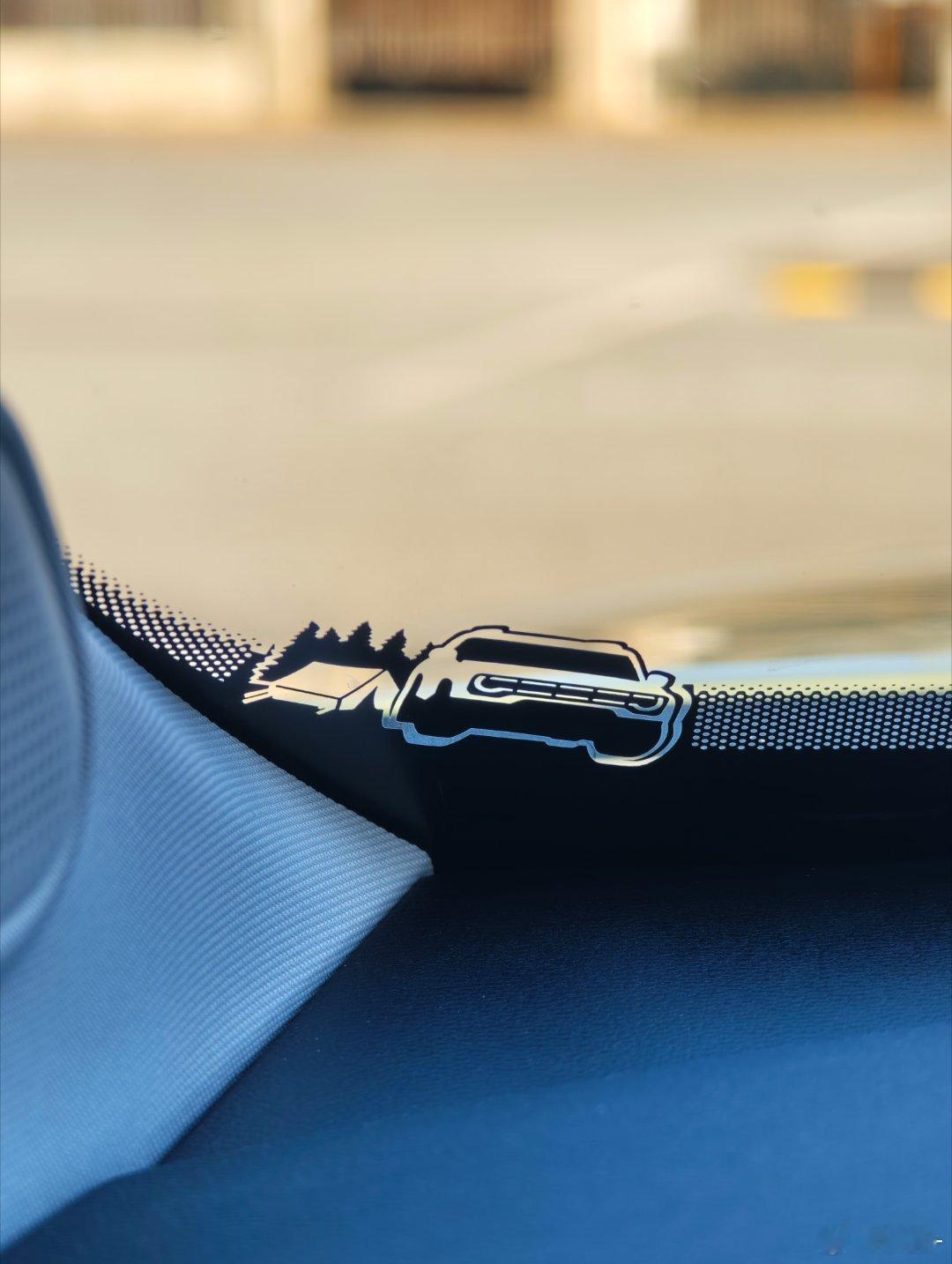 今天拍这车，小细节还挺多兄弟们猜个车吧