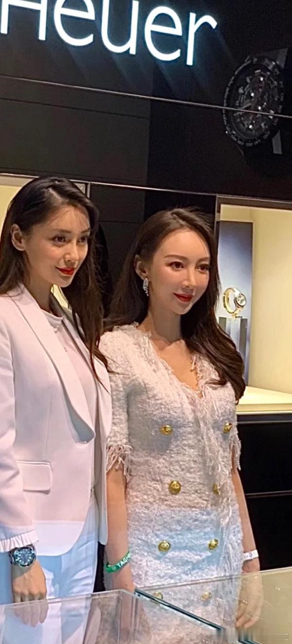 黄晓明前任和现任angelababy VS 叶珂 ​​​