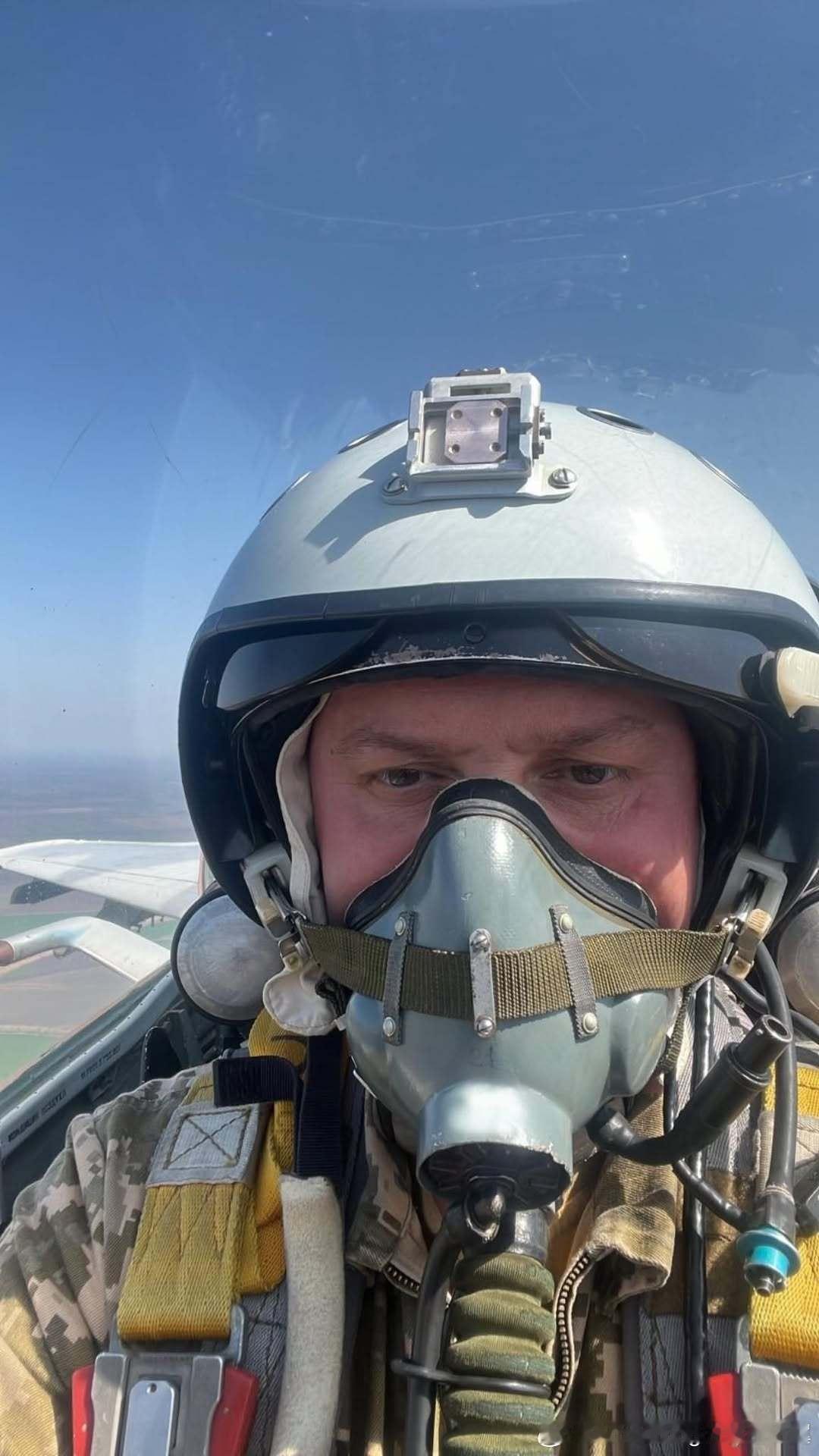 乌克兰空军宣布，12月8日中午，第39战术航空旅高级导航员、二等飞行员伊万诺夫·