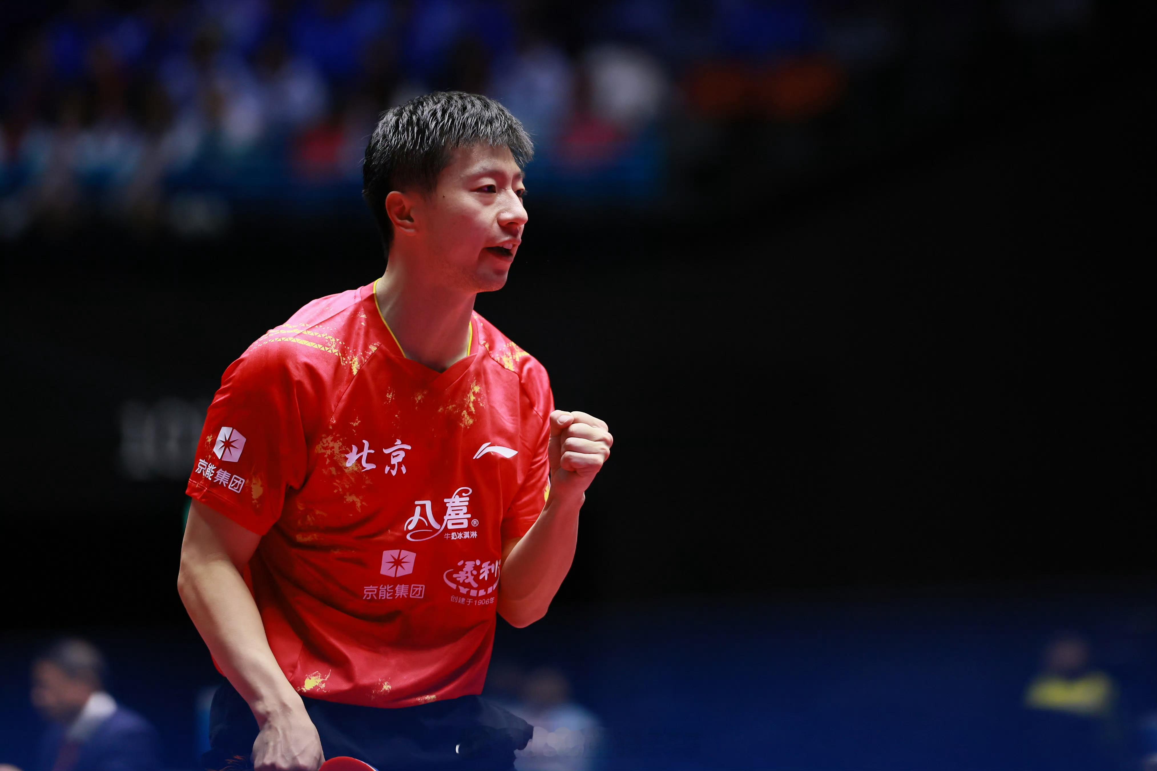 第十五届全运会乒乓球男团1/4决赛北京队vs辽宁队第一场: 王楚钦/马龙vs袁励