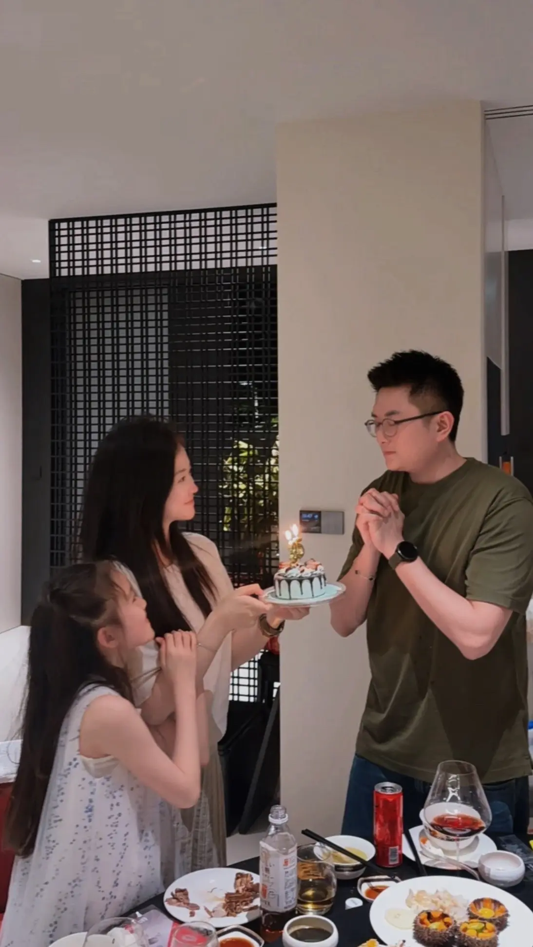 生日快乐🎂亲爱的J爸👨🏻。千言万语道不清你的好；一切尽在不言中 ...
