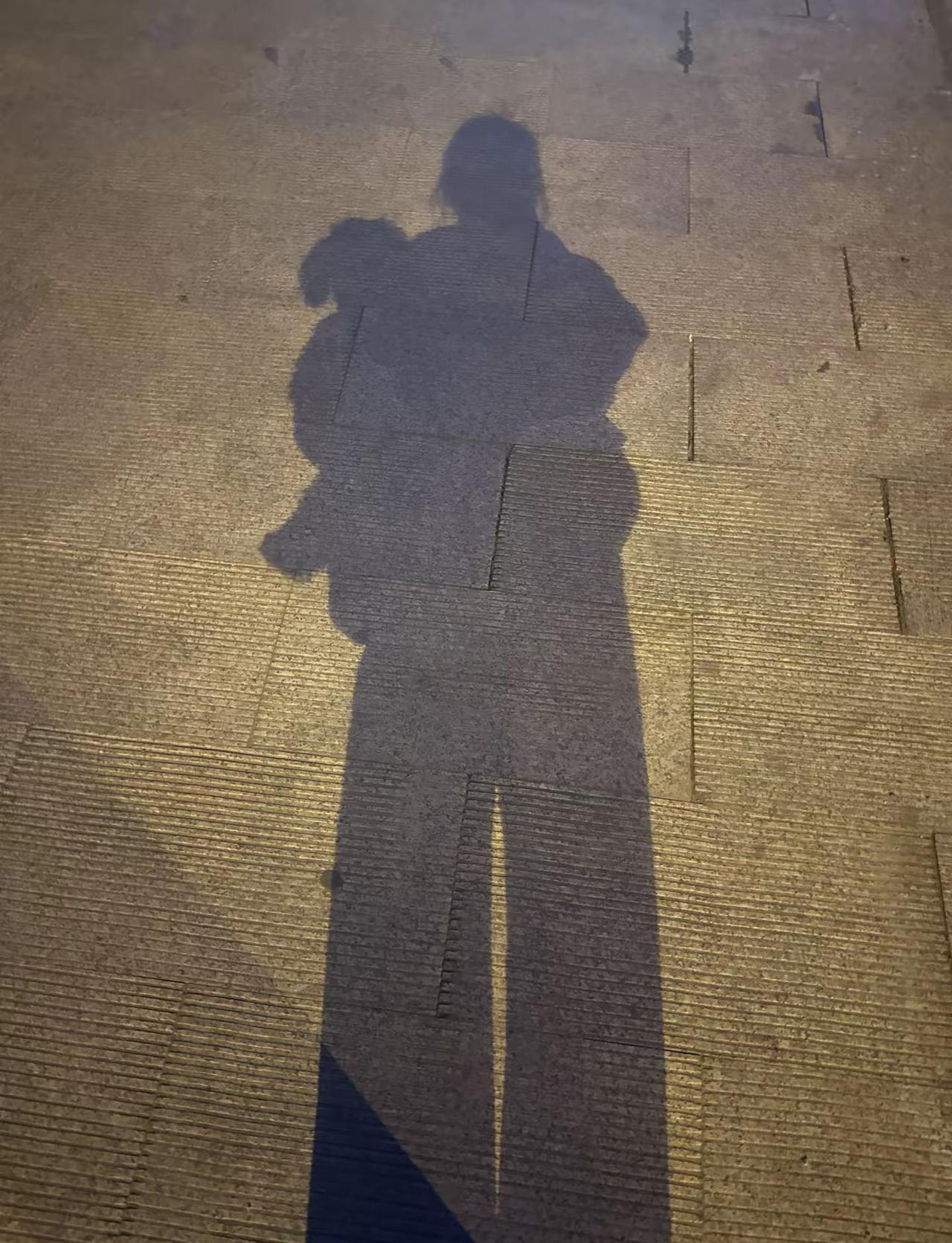 任何人都是东风，可以借力，不能靠