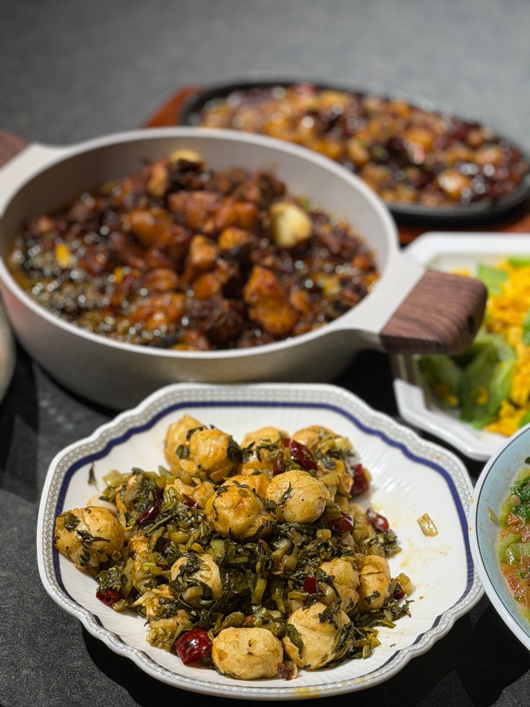 黄南武匠心传承一口地道黔味黄南武阳朗辣子鸡鑫悦楼店正式营业，四代非遗工艺匠心传承