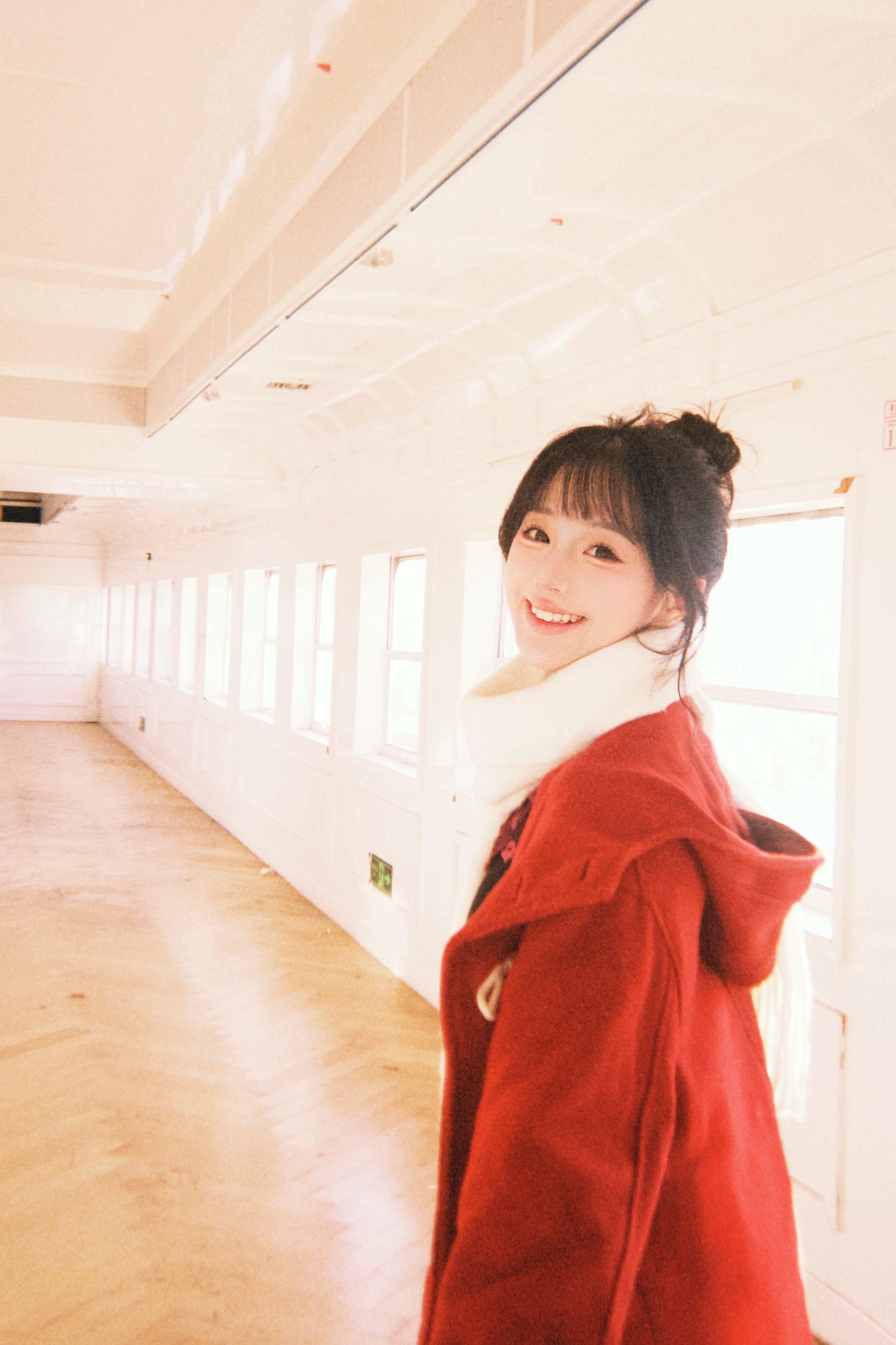 女孩 天真一辈子吧