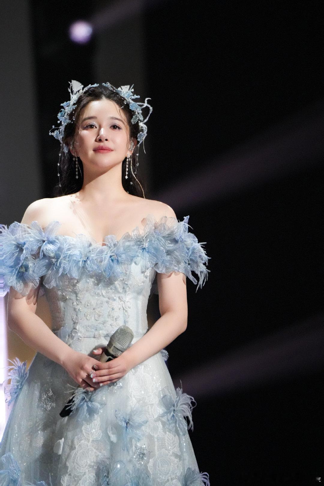 阚清子下一个目标是女团唱跳乘风2026恭喜阚清子《我会等》顺利通关，姐姐自嘲上歌
