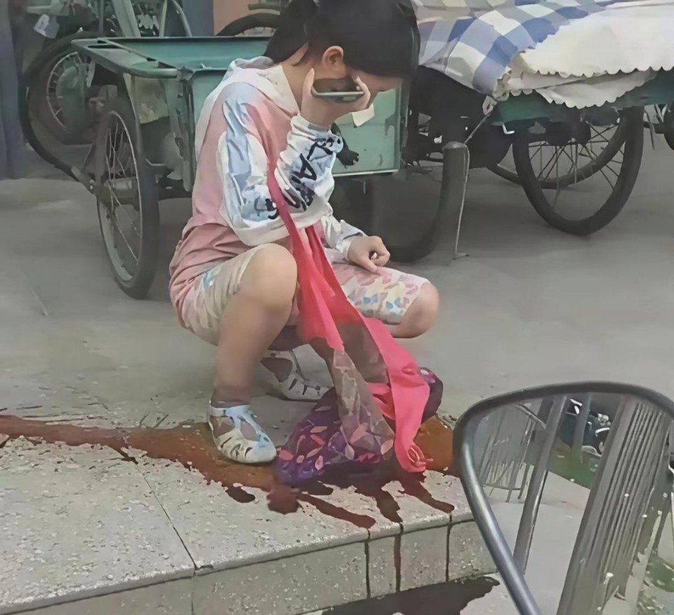 这下完了，回家免不了一顿揍。 