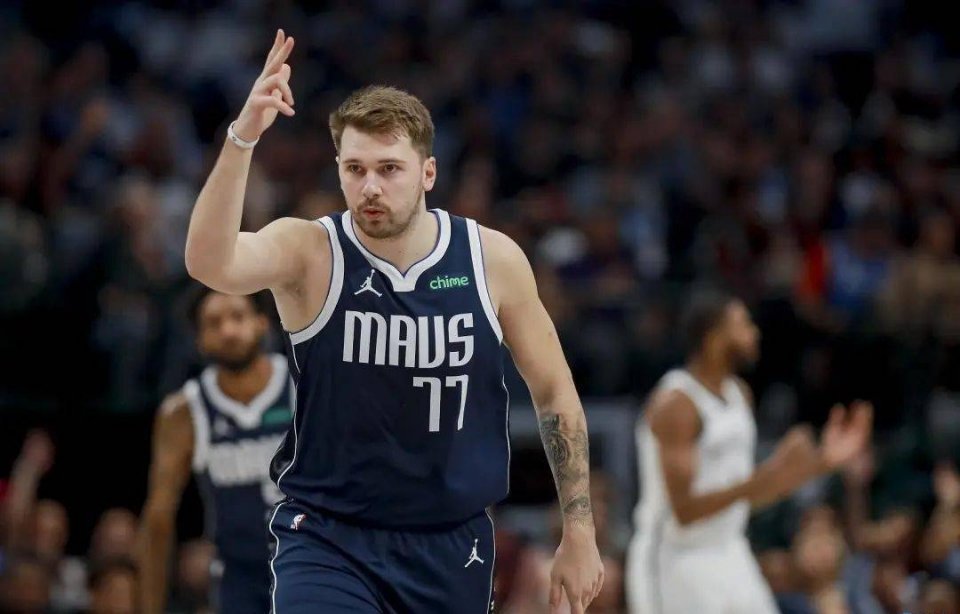 #NBA# NBA季中锦标赛，独行侠144-126大胜快船。东契奇21投17中，