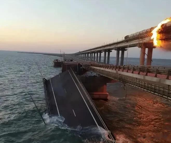 莫斯科拉响防空警报，50层高楼被炸，俄罗斯尊严全无，泽连斯基疯了？

乌克兰的无