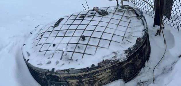 下图为榛树导弹的残骸之一。