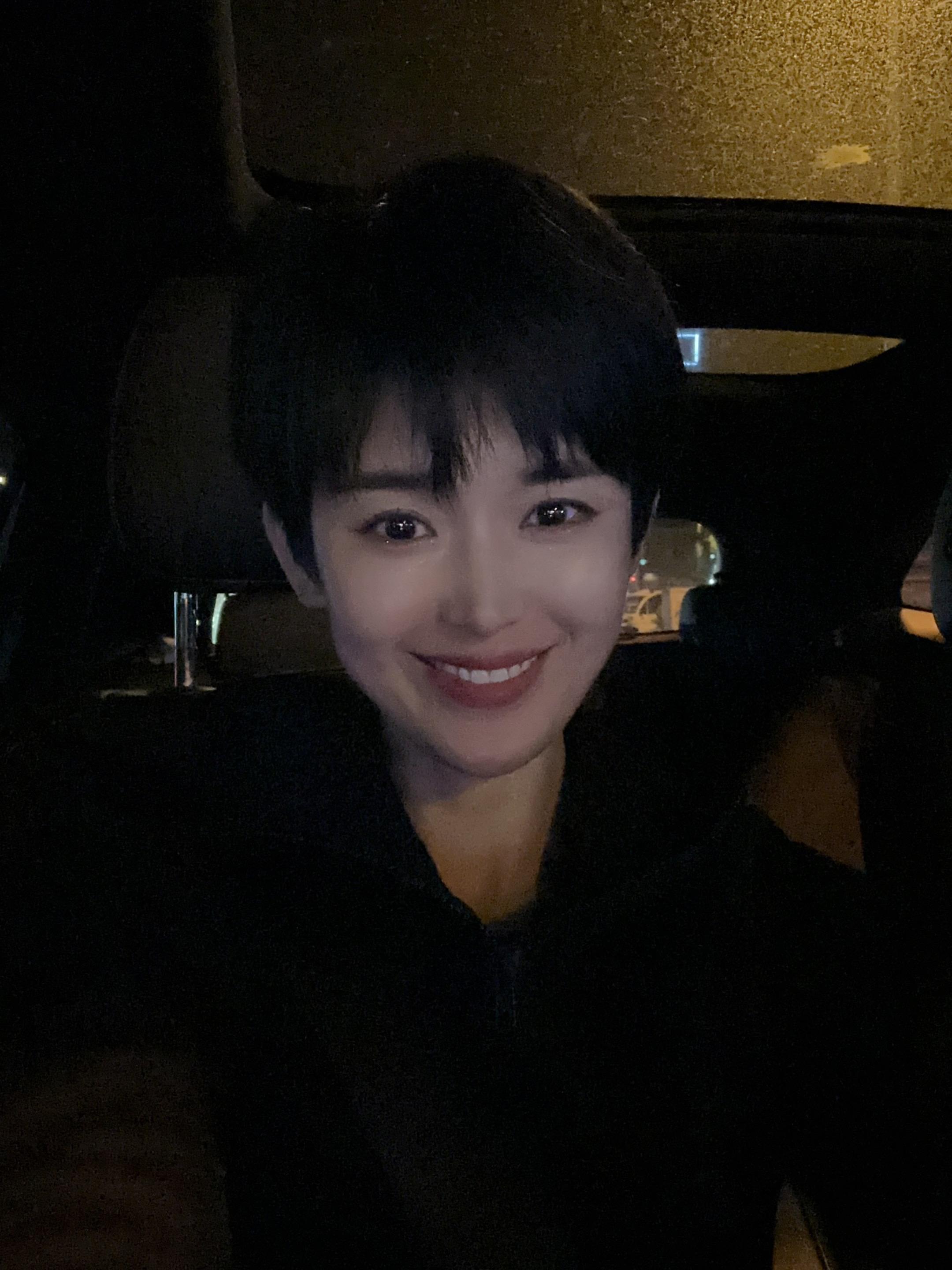 我又想剪短发了 啊啊啊🤯