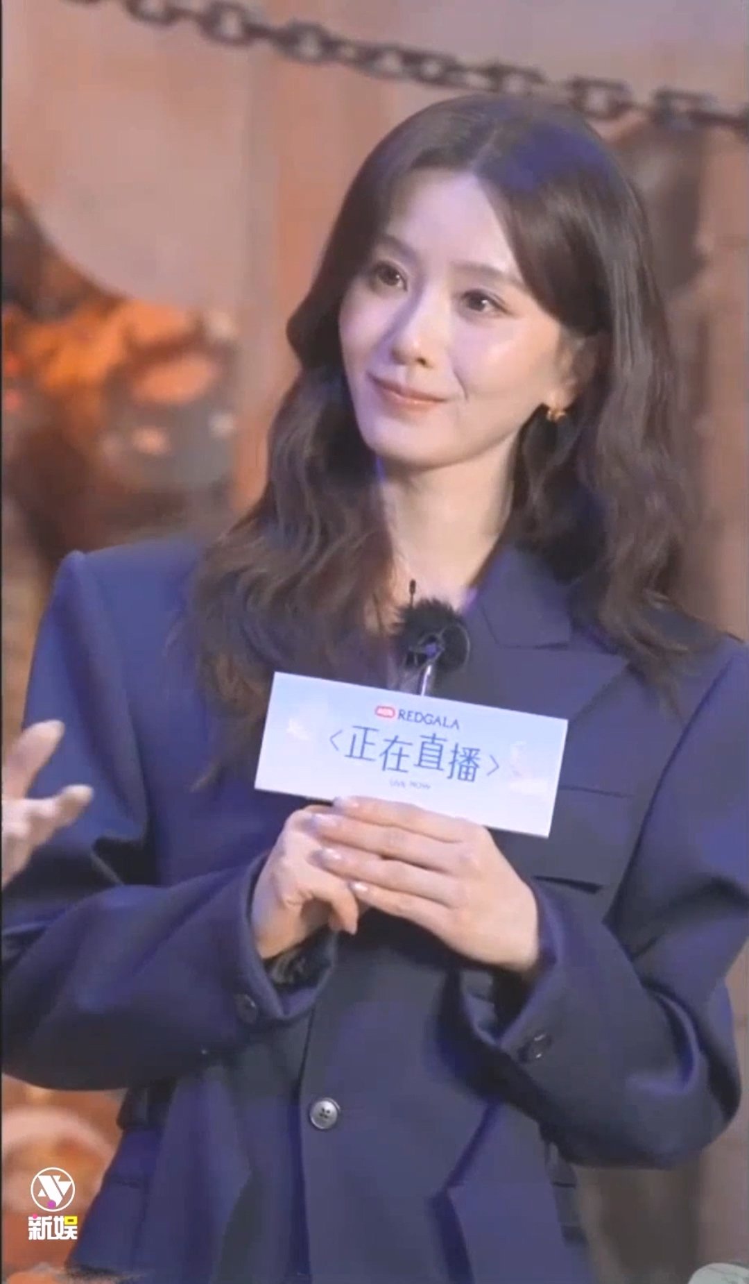 刘诗诗再见龙葵铸剑池刘诗诗让粉丝别替龙葵跳铸剑池 刘诗诗直播现场刘诗诗再次见到了