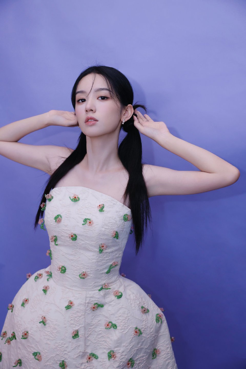 鬼马少女周也谢清圆