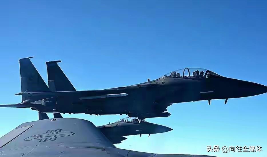 彻底炸锅！卫星实锤！美军伤亡瞒不住，F-15接连坠毁，美以代理人闹剧被戳穿
 