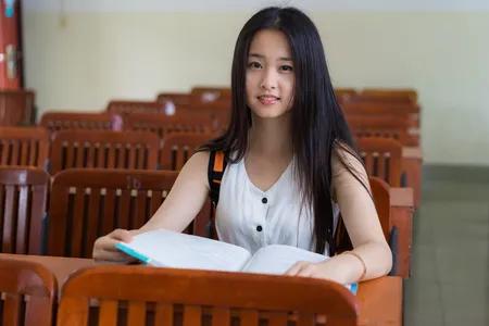 你喜欢让你的儿子找独生女对象吗？

响应国家号召，我只生了一个女儿。女儿从小乖巧