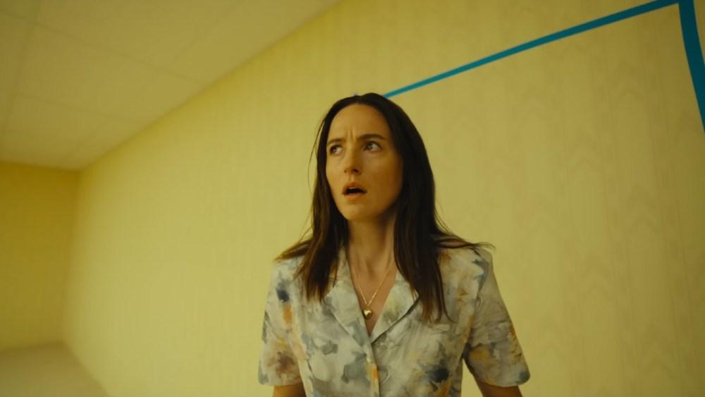 《后室》电影导演凯恩·帕森斯在CCXP Mexico活动上透露，剧组实际搭建了约