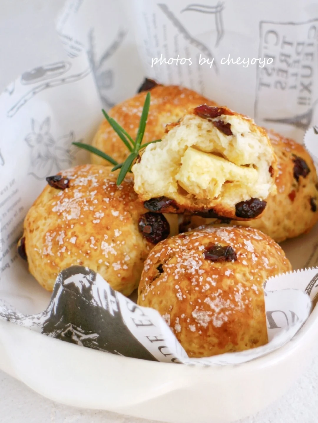 好吃停不下🍪白巧克力蔓越莓司康