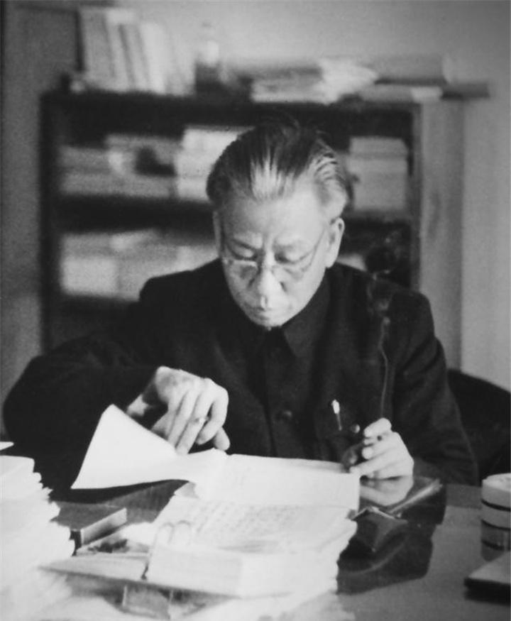 1961年刘少奇考察毛主席旧居时为何批评当地同志，称不能称为“故居”？
1961