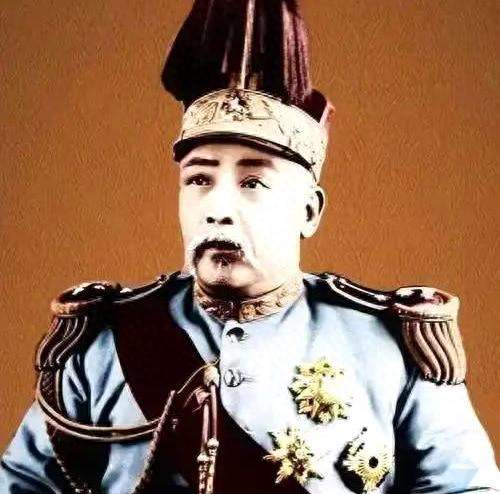 袁世凯只凭一个背影，怎能看穿半个世纪的风云变幻？