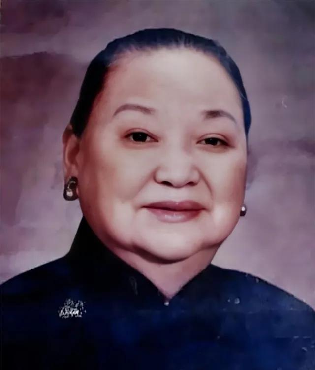 1932年，梁宗岱说：妻子不是我娶的，为什么不离婚！江冬秀大怒：4年了，你才这样