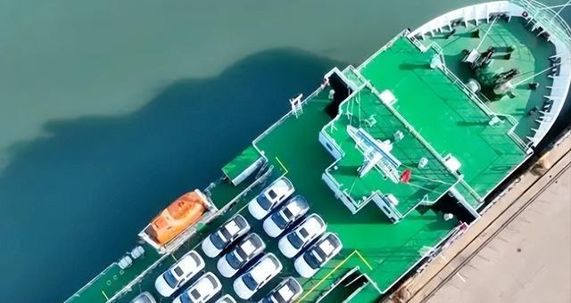 特朗普政府给越南加了20%的进口关税，本以为会拦住越南货赴美，结果人家反而卖得更