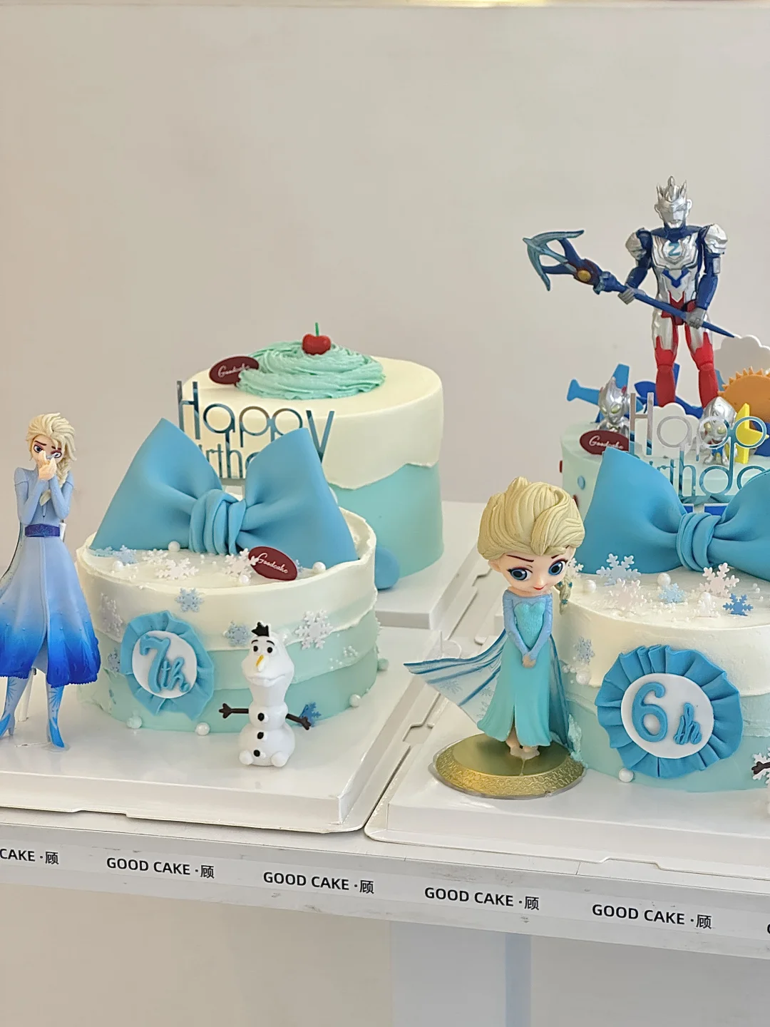 今天是蓝色的蛋糕🎂