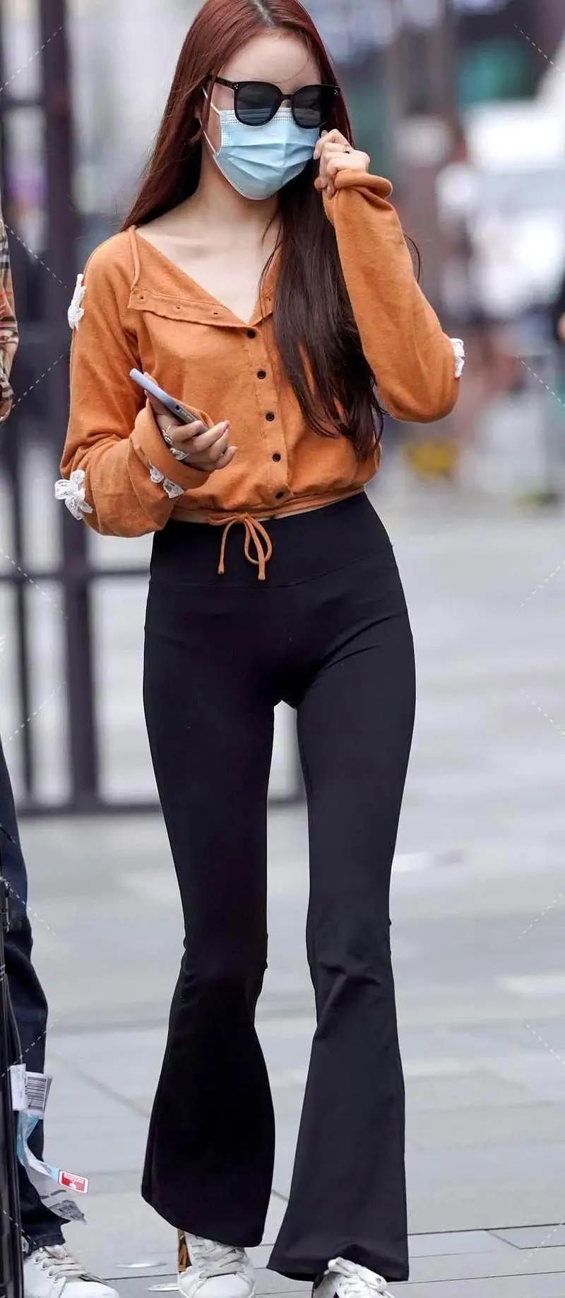 还是黑色显身材穿搭 高清美女