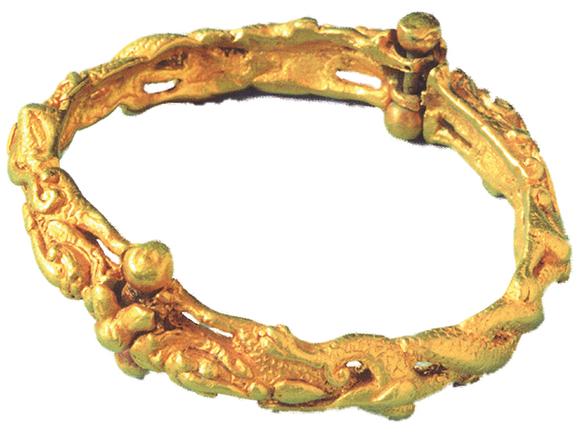 1988年，陕西发生了考古“灯下黑”的事：一名考古队长私藏刚出土唐代“四龙金镯”