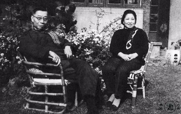 1966年9月3日深夜，上海，一男子将妻子准备好的毒药吞咽到肚子里，男子失去知觉