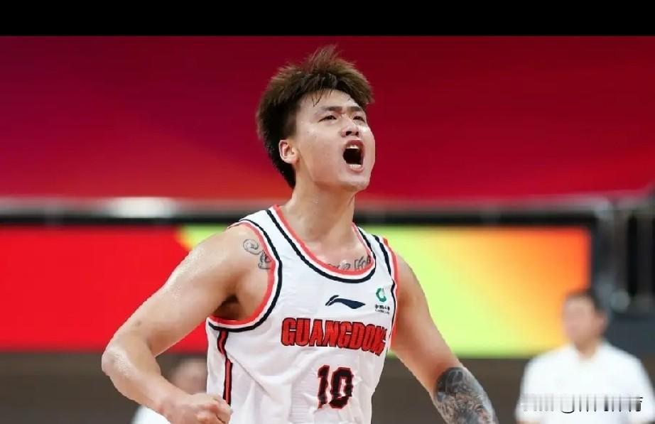 亚运男篮悬念拉满！名单并非板上钉钉，赵睿或上演压哨回归
 
 
亚运会男篮赛事日