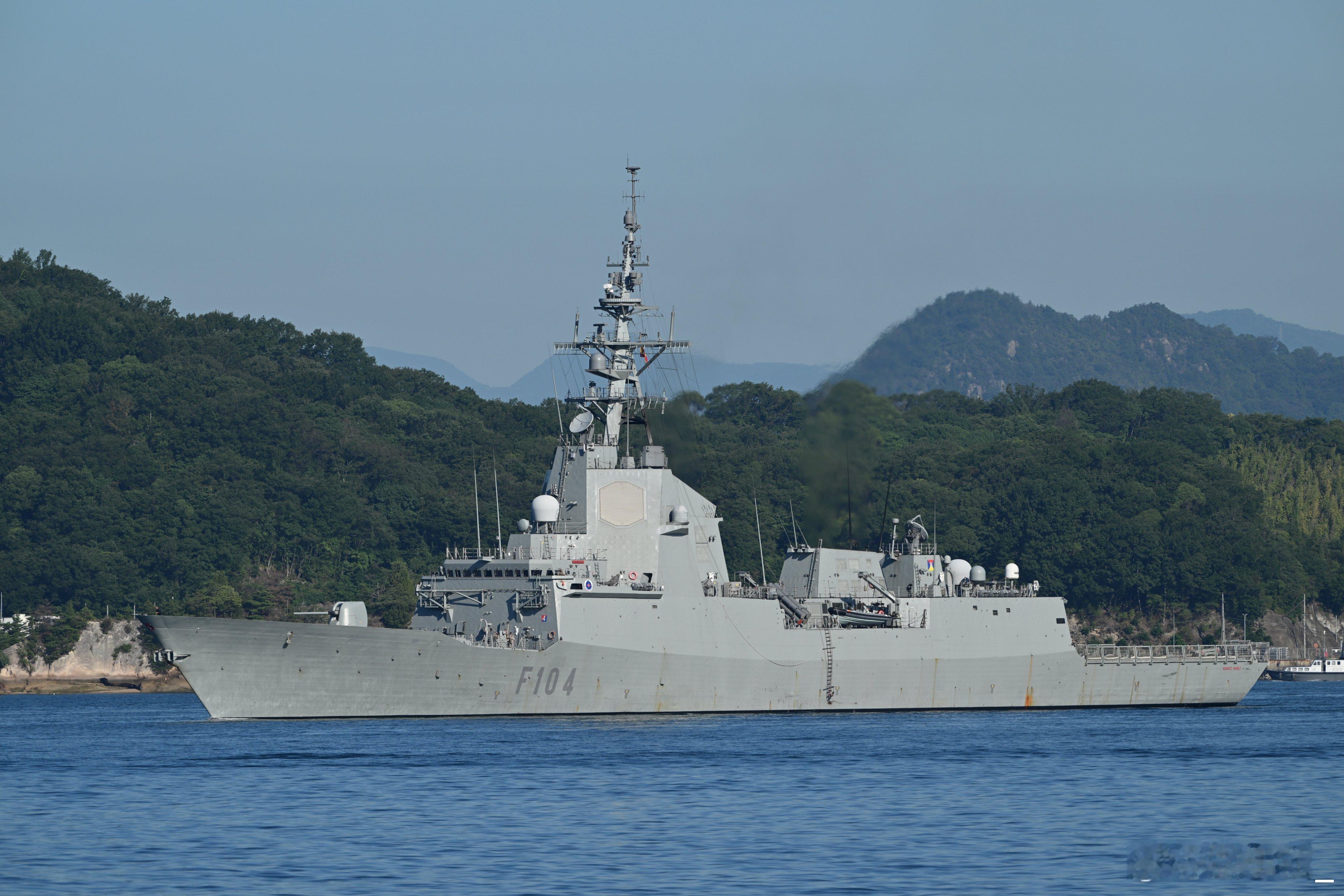 西班牙海军F-104“Méndez Núñez”号护卫舰近日在日本驻训，大概是执