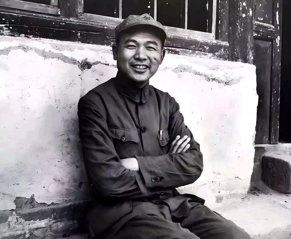 徐海东送给中央 5000 块大洋的故事，大家都耳熟能详了，其实，徐海东对中央还有
